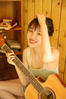胸大的姑娘韩剧播放视频